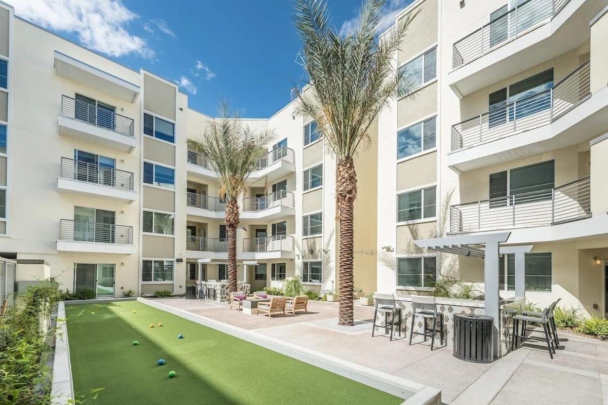 Paradise Cozysuites Under The Palms With Jacuzzi 18 Phoenix Eksteriør bilde